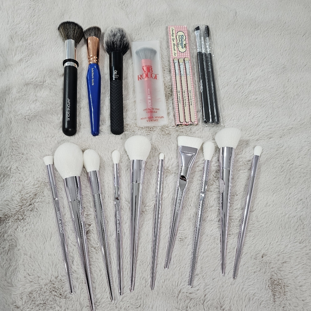 Set Of New Makeup Brushes, WetnWild, Vintage Cosmetics, Japonesque,